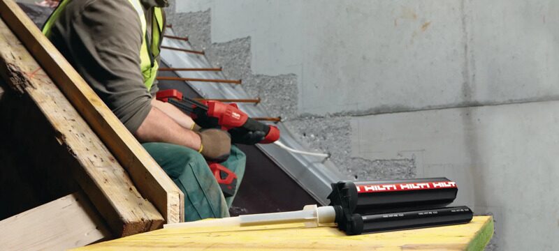 Двухкомпонентный клеевой анкер HILTI (ХИЛТИ) HIT-RE 100 для установки анкеров и арматуры в бетон (эпоксидная смола)